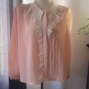 💚SOLD Vintage Lace bib blouse